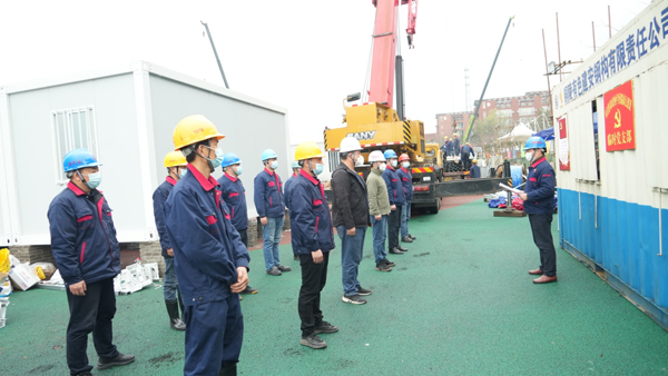 抗击疫情当先锋 红色工地践使命——记市住建局田家炳中学疫情...